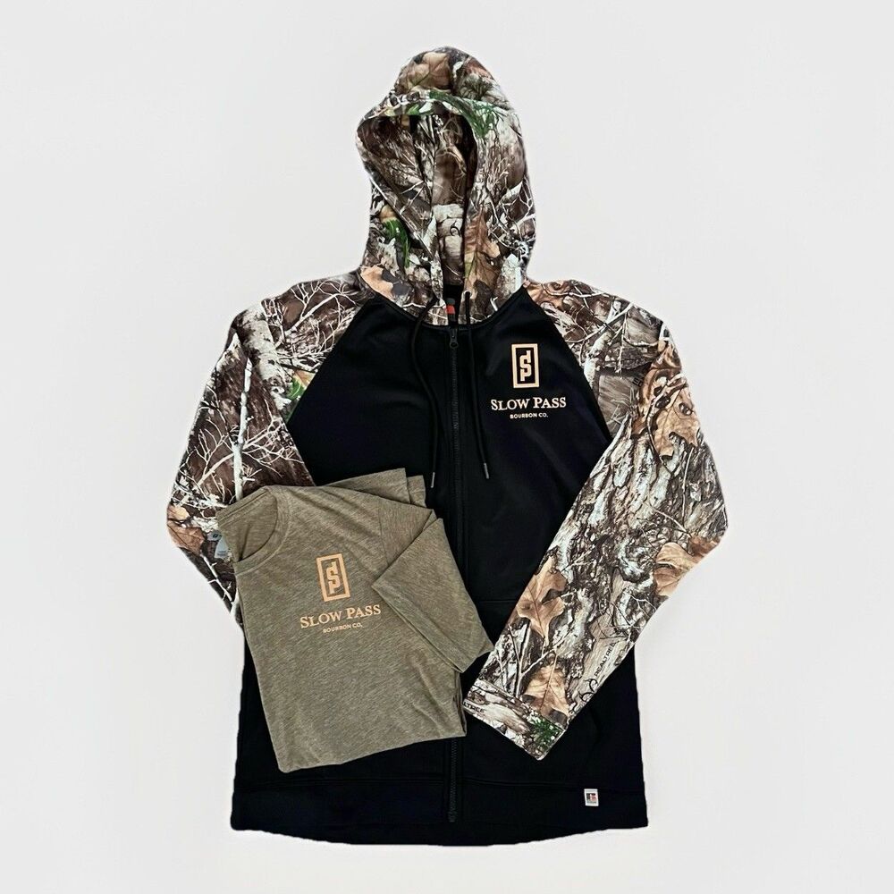 Russell Outdoors Slow Pass Bourbon Size Large Camo Zip-Up Hoodie & T-shirt Set